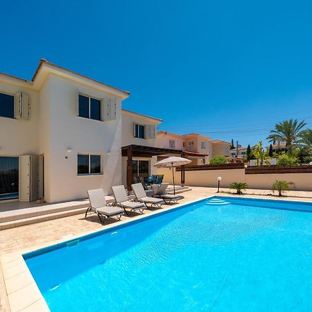 Atlantica 4 Bedroom Villa Near The Beach Protaras Exterior photo