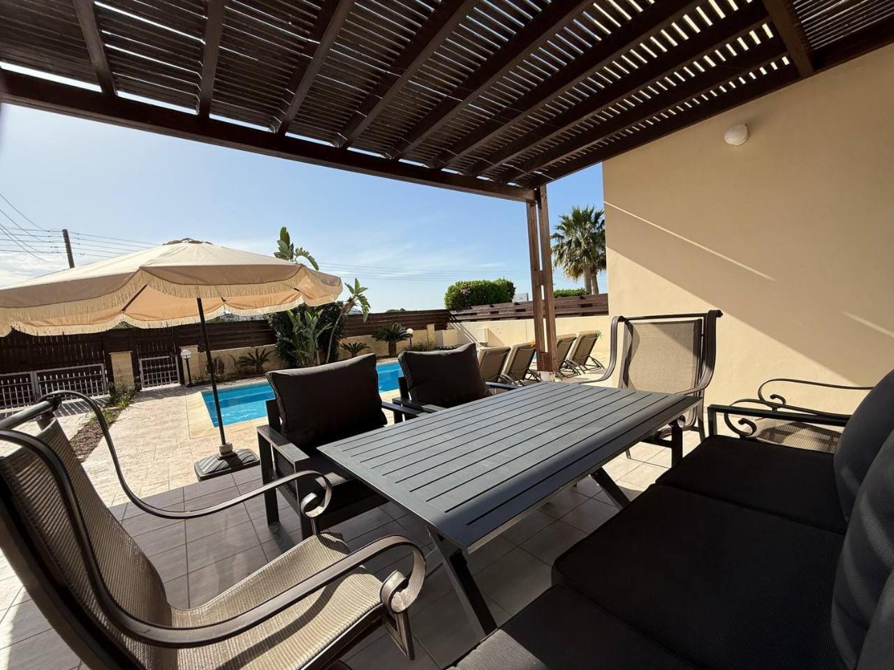 Atlantica 4 Bedroom Villa Near The Beach Protaras Exterior photo