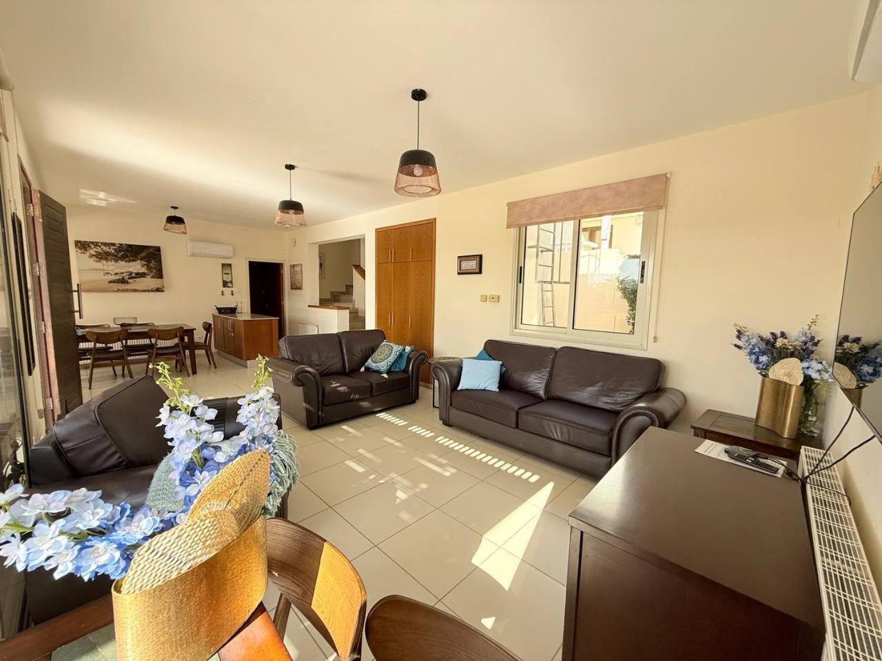Atlantica 4 Bedroom Villa Near The Beach Protaras Exterior photo